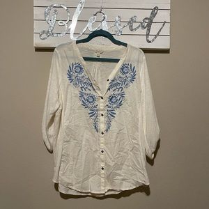 Sonoma - blue embroidered quarter sleeve top
